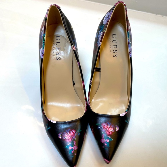 Guess Floral Pumps Sz 7 - Picture 3 of 8